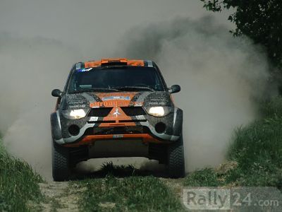 Mitsubishi L200 Dakar CRS