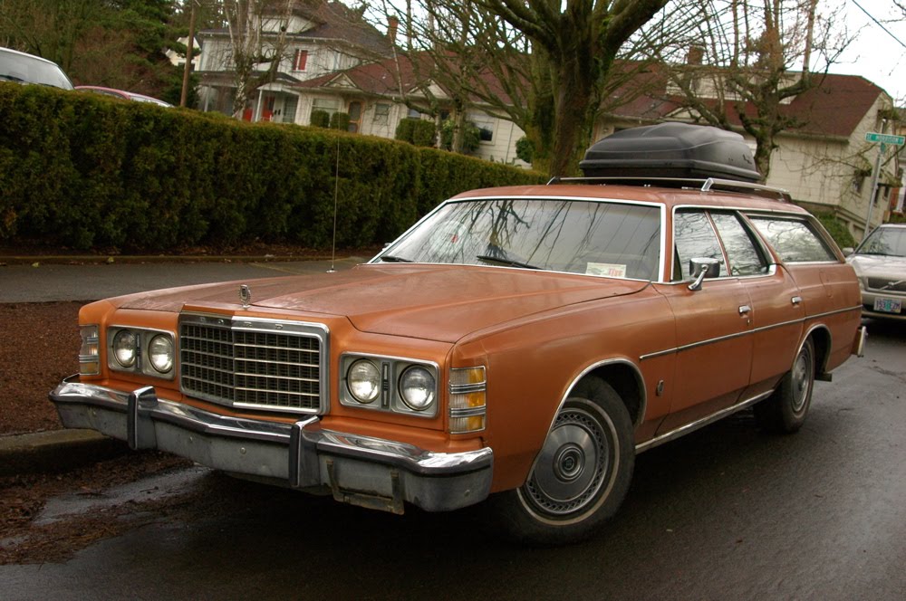 Ford LTD wagon