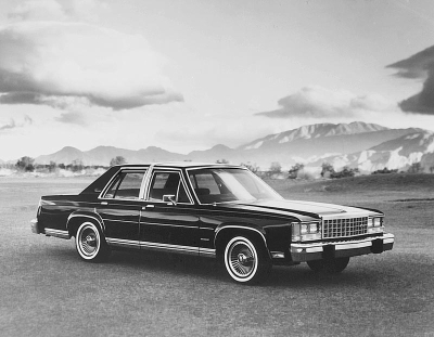 Ford LTD Crown Victoria