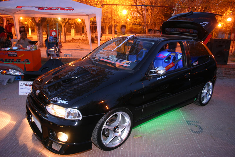 Fiat Palio 18