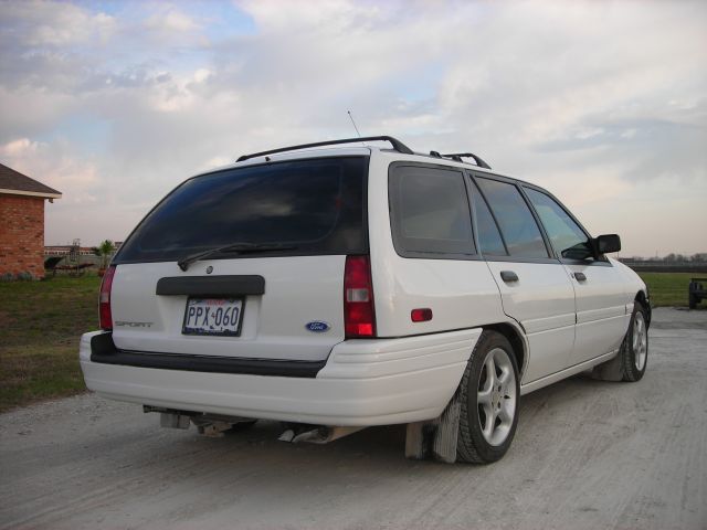 Ford Escort LX Wagon