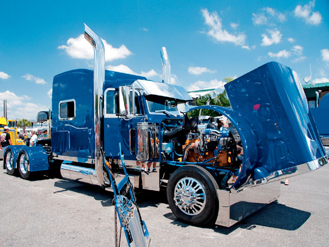 Peterbilt 379