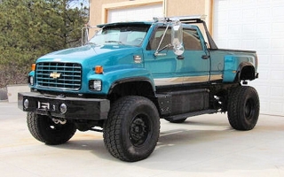 Chevrolet C6500 crew cab