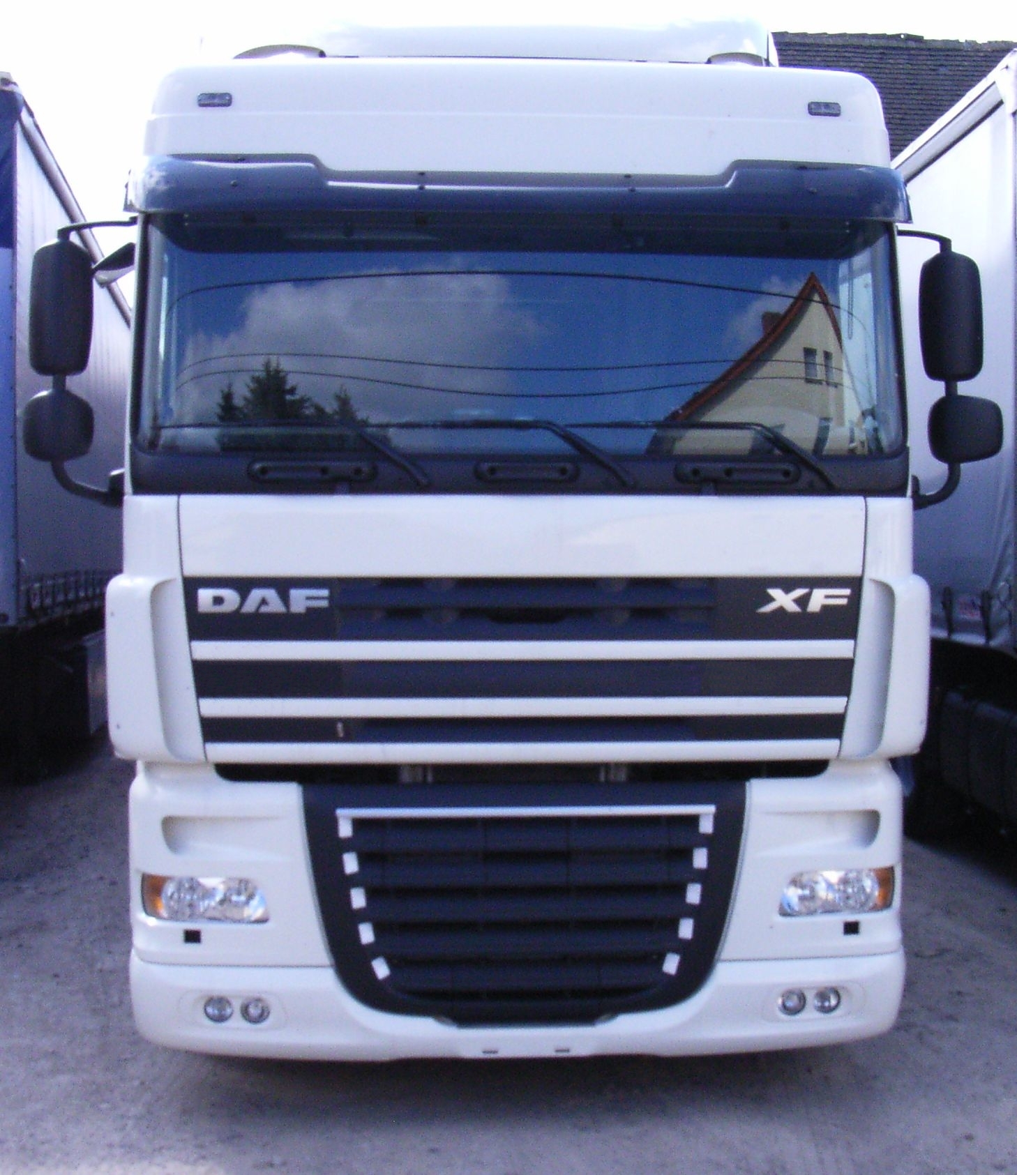 DAF XF105