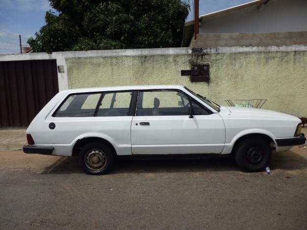 Ford Belina II 16