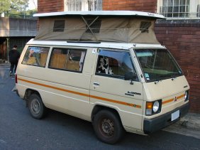 Mitsubishi L300 Campervan