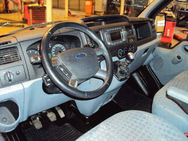 Ford Transit 300M