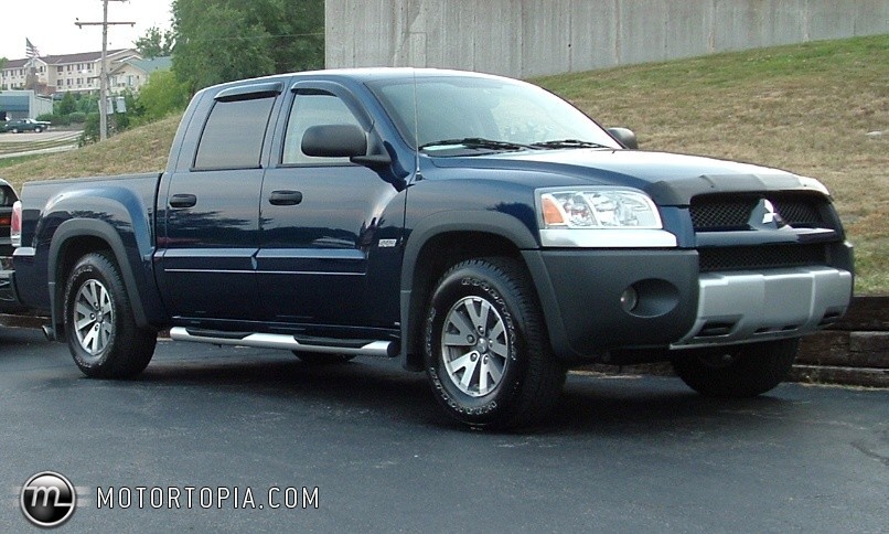 Mitsubishi Raider Durocross