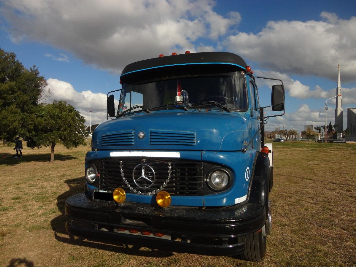 Mercedes benz 1114 camiones #2