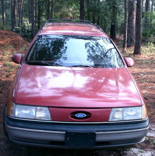 Ford Taurus Station Wagon