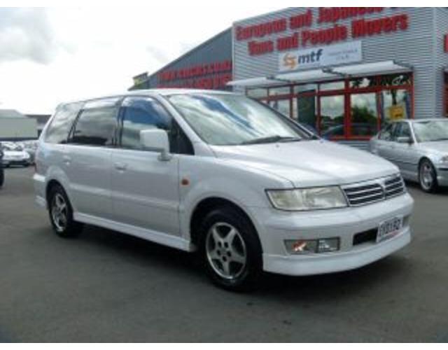 Mitsubishi Chariot MX Tdi