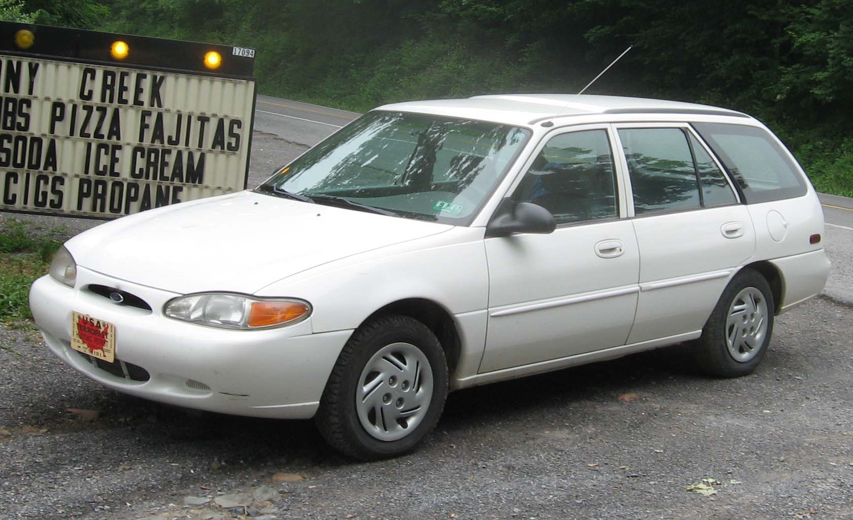 Ford Escort LX Wagon