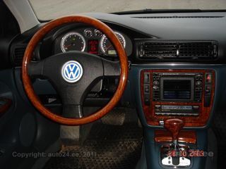 Volkswagen Passat 4 Motion W8