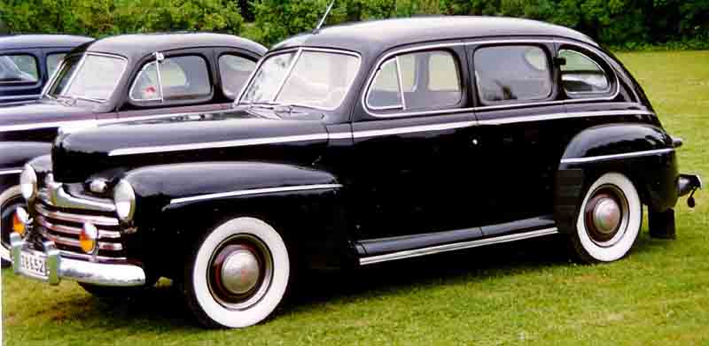 Ford Super Deluxe Fordor Sedan