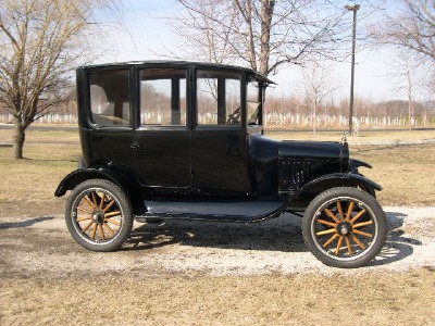 Ford Model T Center Door Sedan