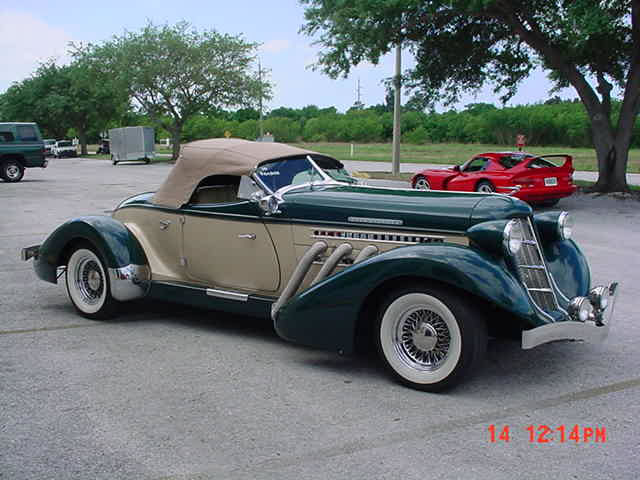 Auburn 1936 Boattail Speedster replica