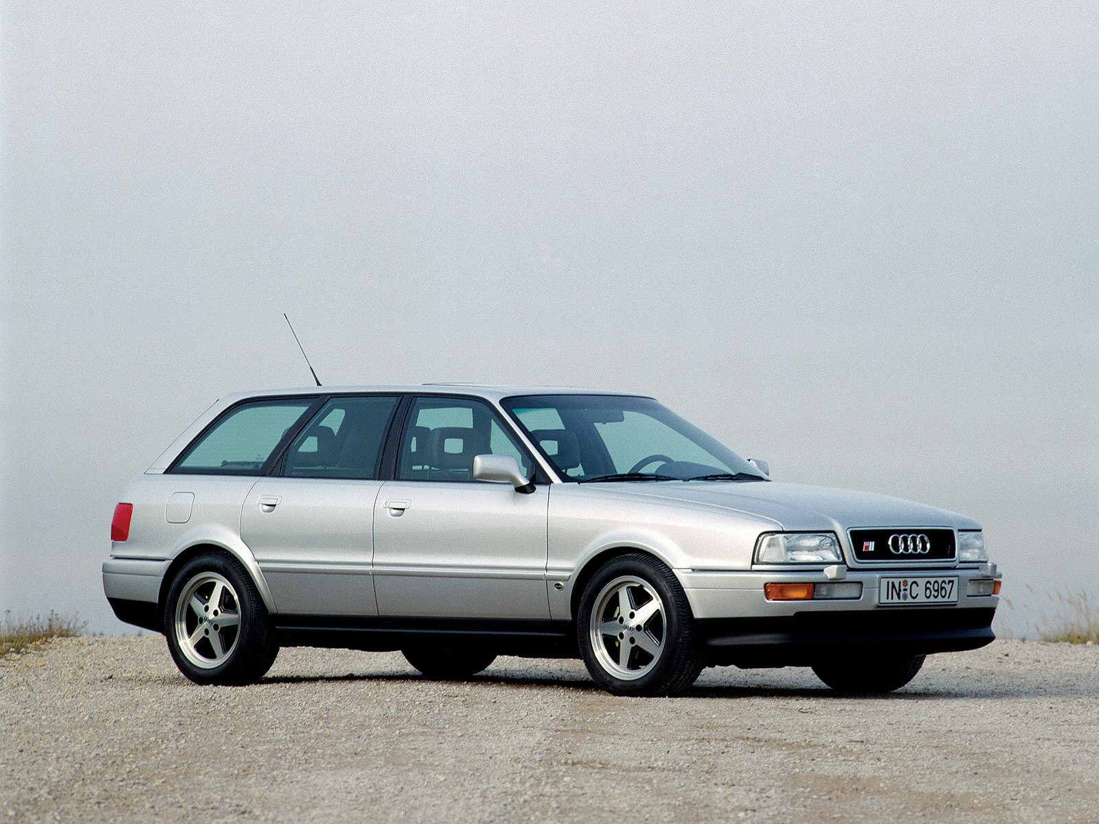 [Image: audi-s2-avant-02.jpg?i]