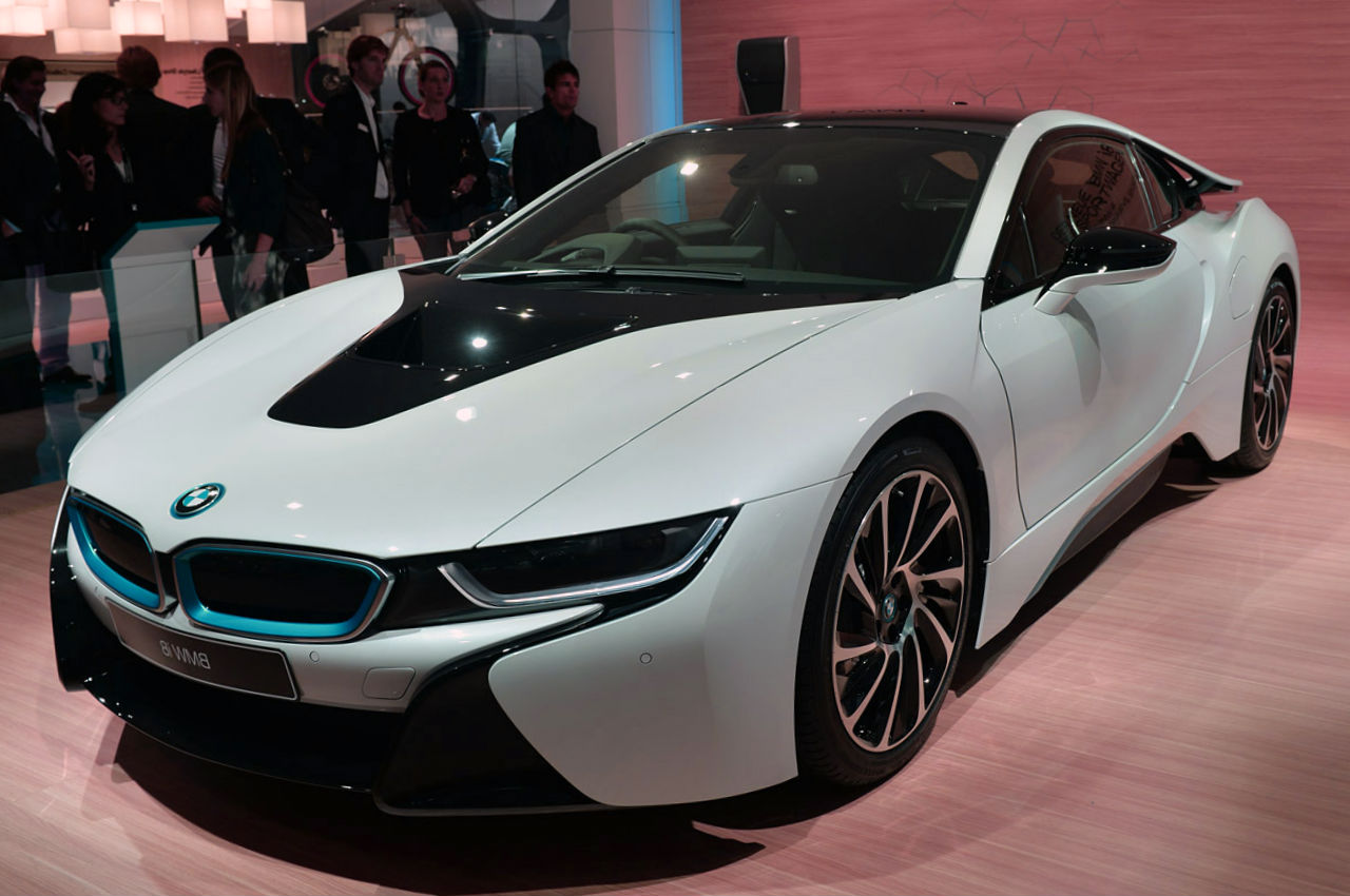 2015 BMW i8 