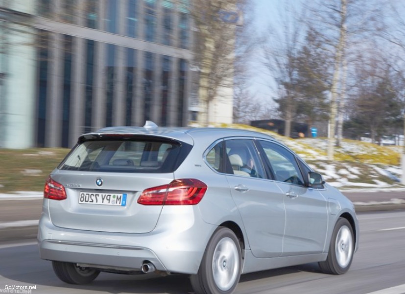 BMW 225xe Active Tourer - 2016