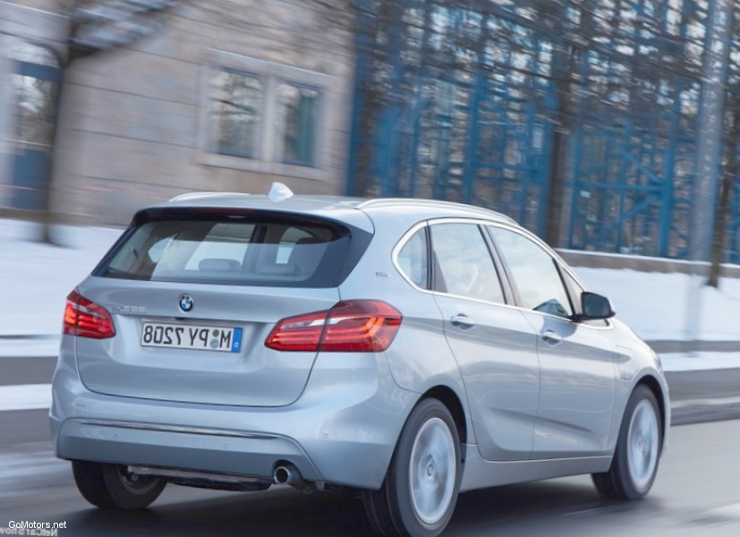 BMW 225xe Active Tourer - 2016