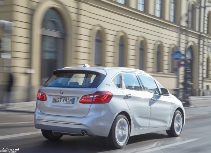 BMW 225xe Active Tourer - 2016