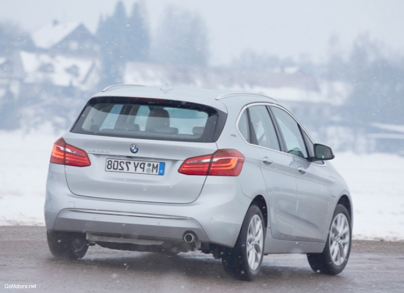 BMW 225xe Active Tourer - 2016