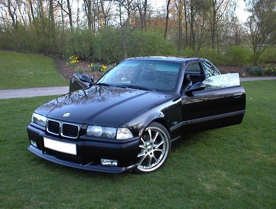 BMW 318 is