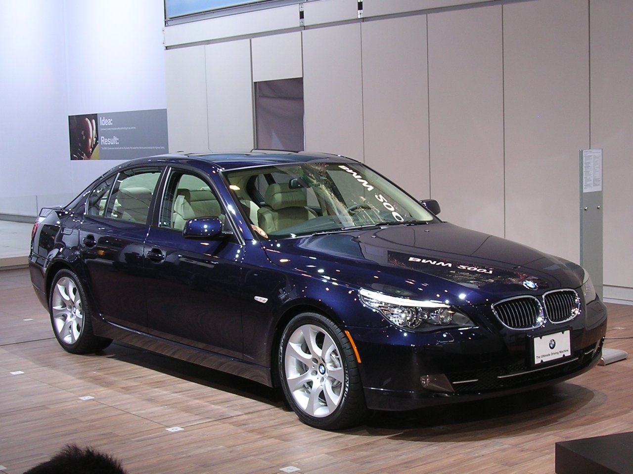 Series  on Bmw 5 Series   Articles  Features  Gallery  Photos  Buy Cars   Go