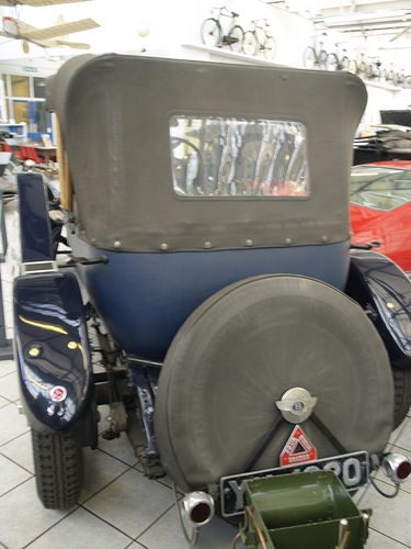 Bentley 3 litre saloon