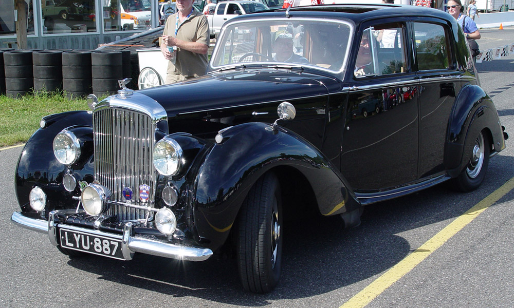 Bentley Mk VI saloon