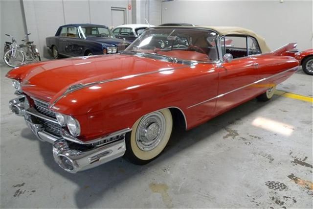 Cadillac Series 62 2dr convertible