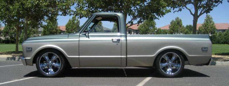 Chevrolet C-10 Custom Fleetside