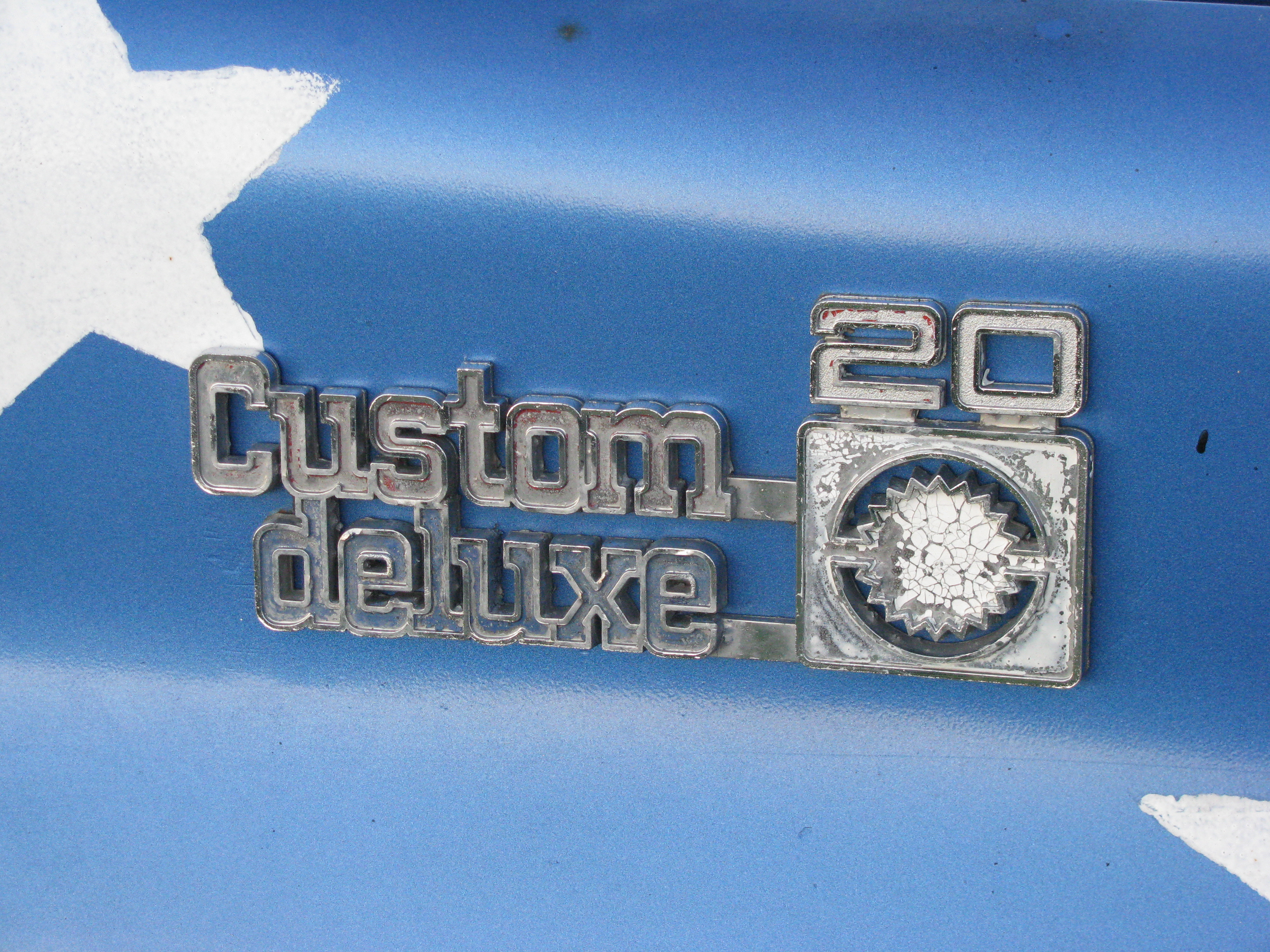 Chevrolet C-20 Custom Deluxe
