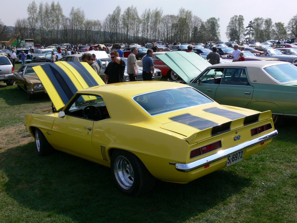 Chevrolet Camaro RS SS350