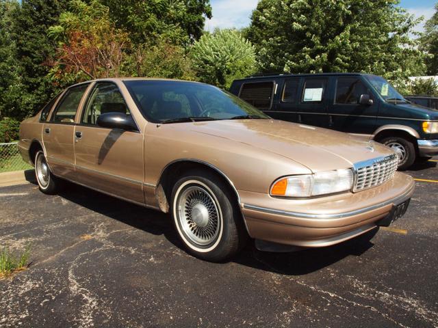 Chevrolet Caprice Classic 4dr sedan