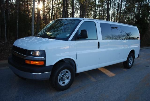 Chevrolet Chevy Van 3500