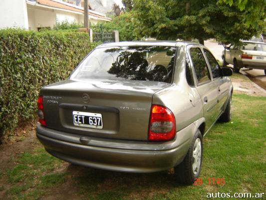 Chevrolet Corsa Sedan