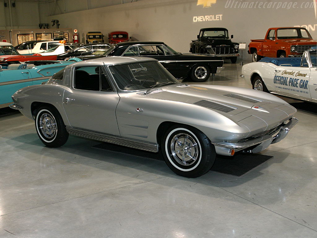 Chevrolet Corvette C2 Sting Ray Coupe