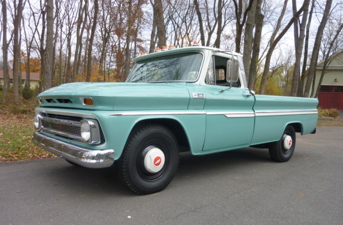 Chevrolet Custom C20 Camper Special