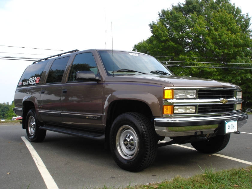 Chevrolet K2500 Suburban