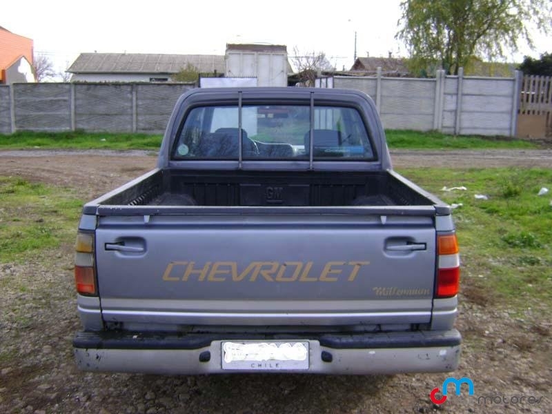 Chevrolet Luv 22 Millennium