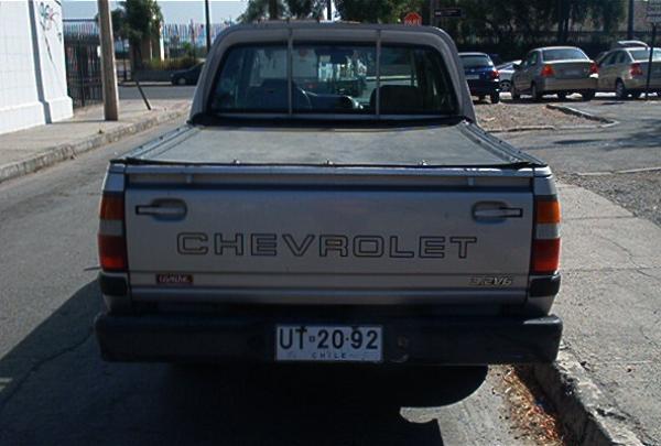 Chevrolet Luv 32 V6 4x4