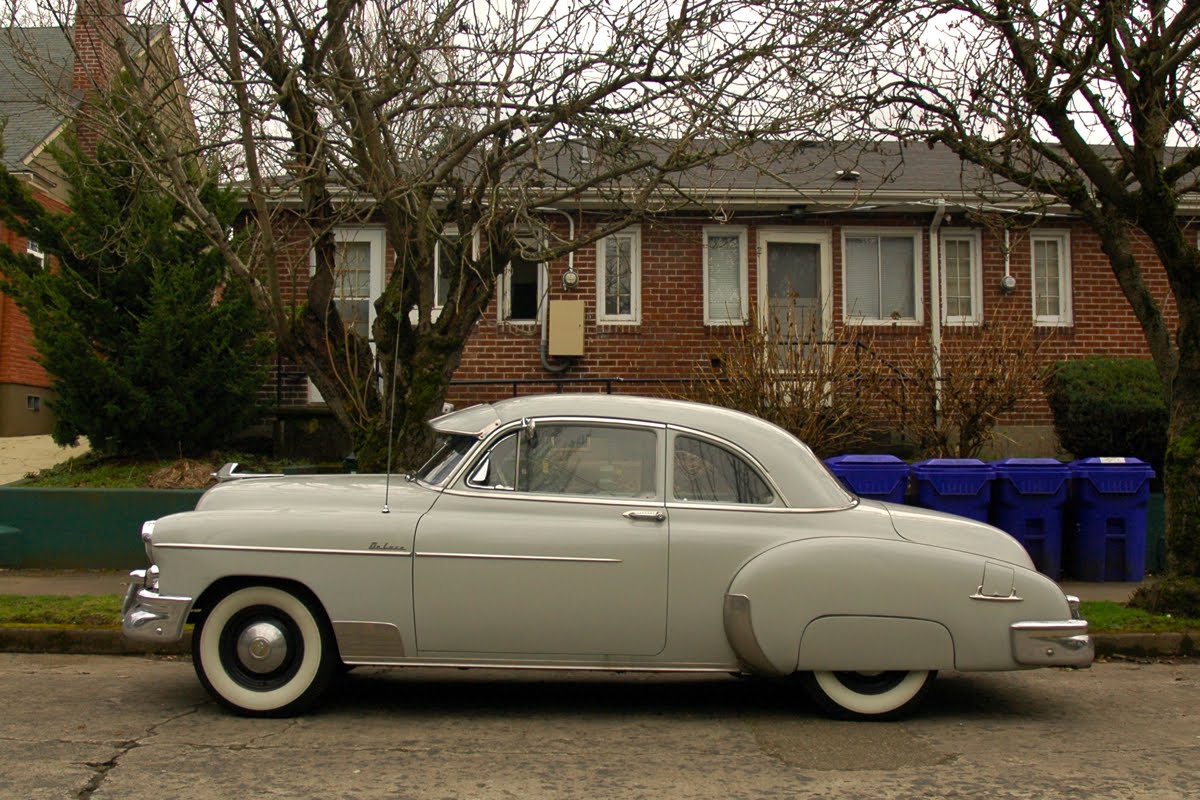 Chevrolet Special Deluxe Fleetline Town Sedan