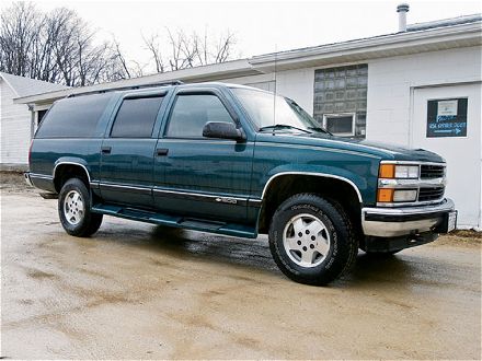 Chevrolet Suburban SLE 1500