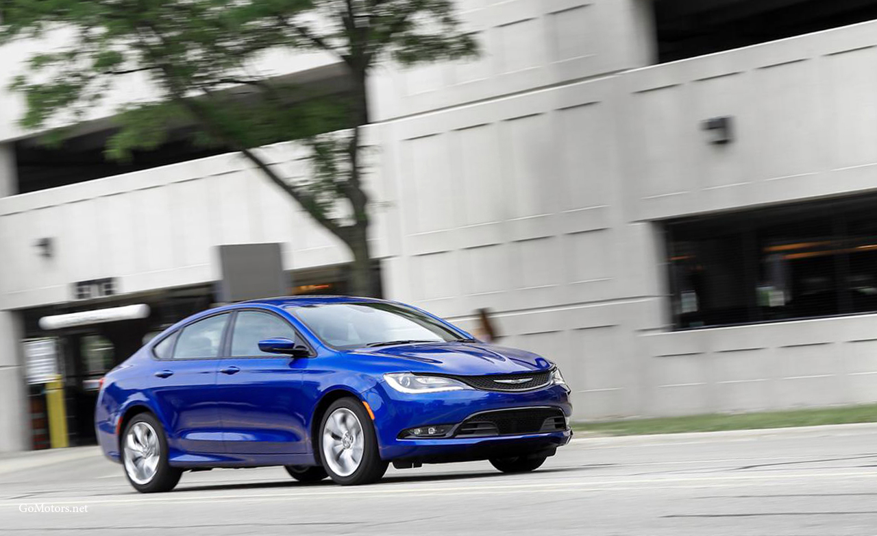 2015 Chrysler 200S V-6 AWD