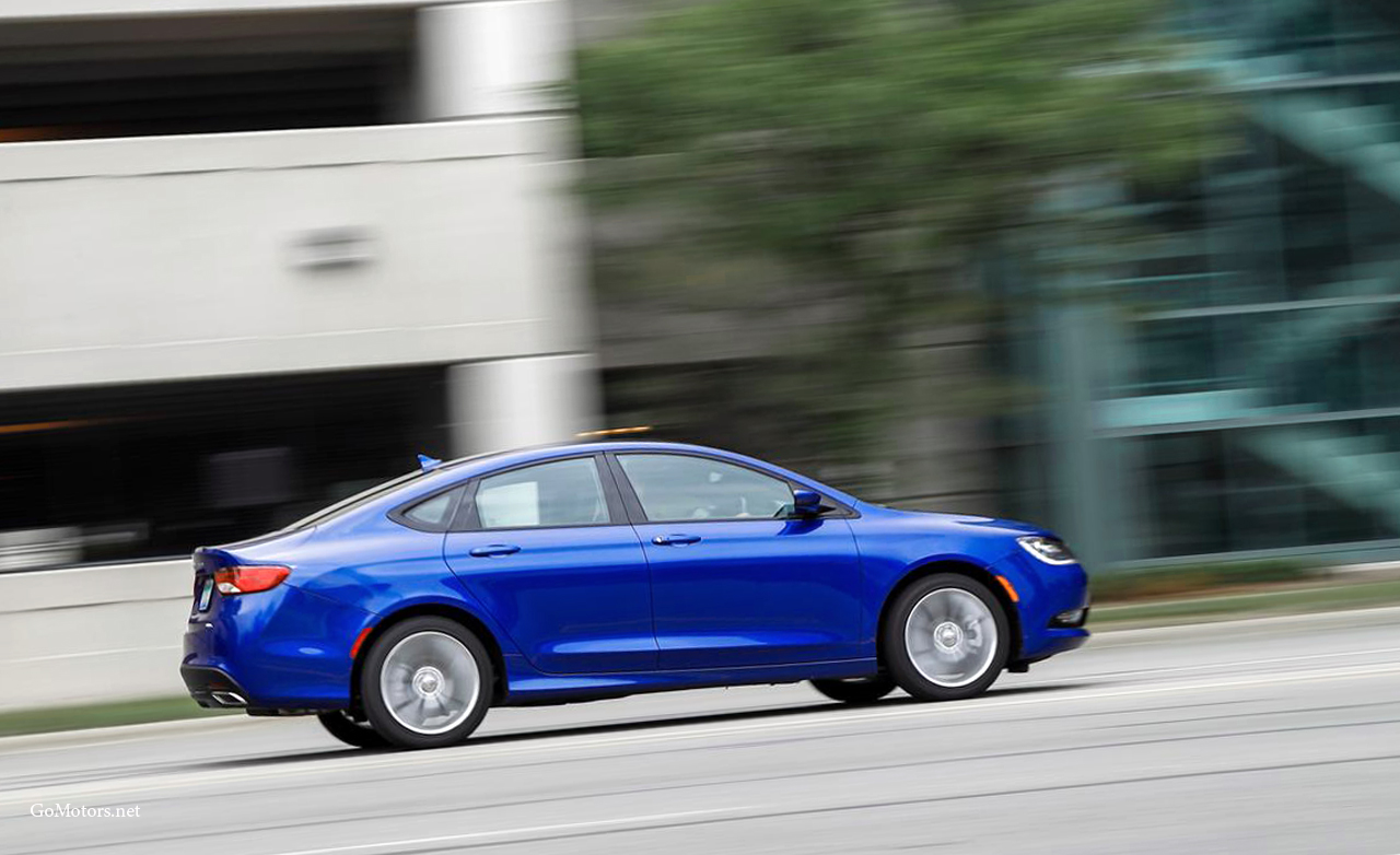 2015 Chrysler 200S V-6 AWD