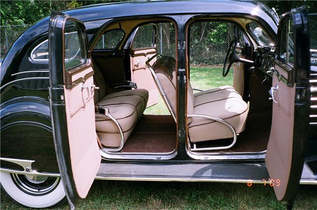 Chrysler CU Airflow sedan
