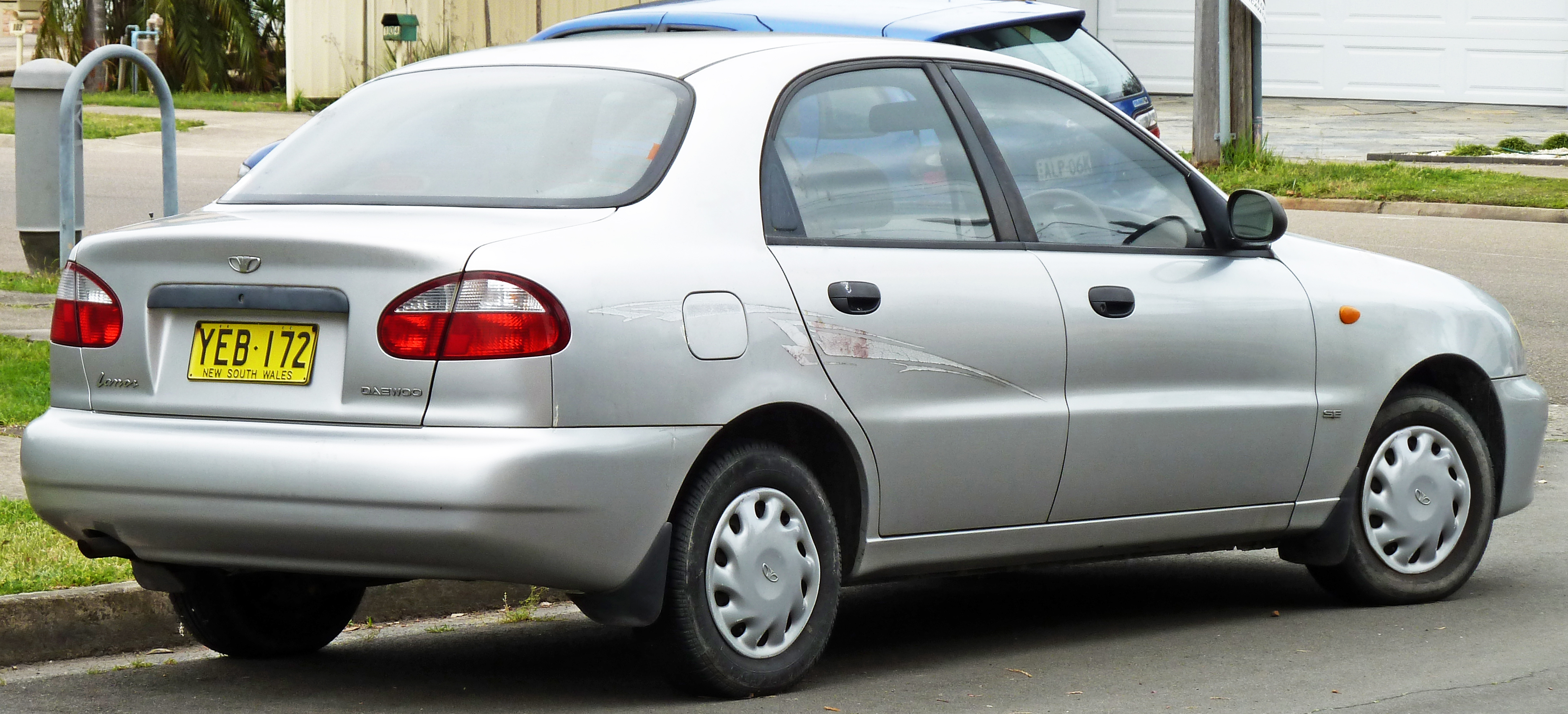 Daewoo Lanos 15 S Sedan