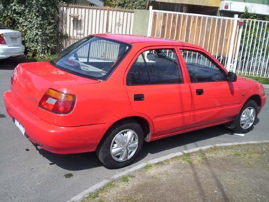 Daihatsu Charade 13 SG Sedan