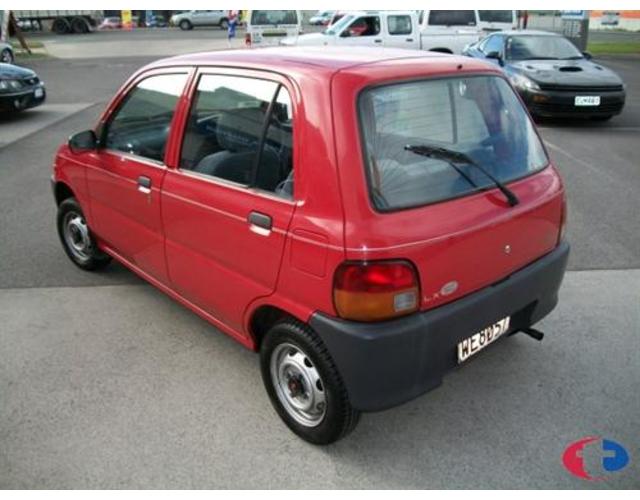 Daihatsu Mira LX